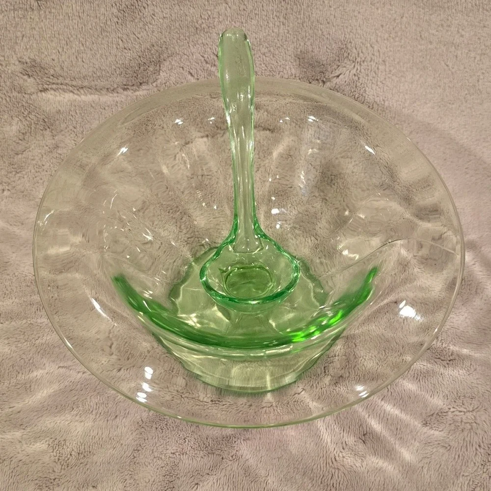 Vintage Uranium Glass Footed Pedestal Mayonnaise Bowl Spoon Set‎